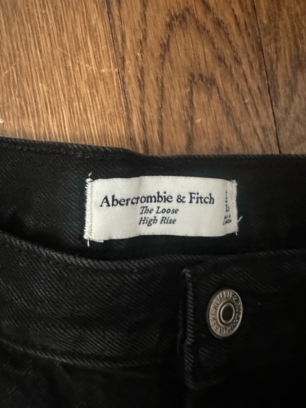 Abercrombie & Fitch Black High-Rise Loose Jeans - Picture 2 of 5